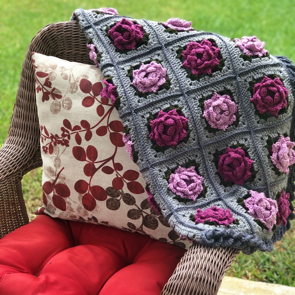 Crochet rose blanket